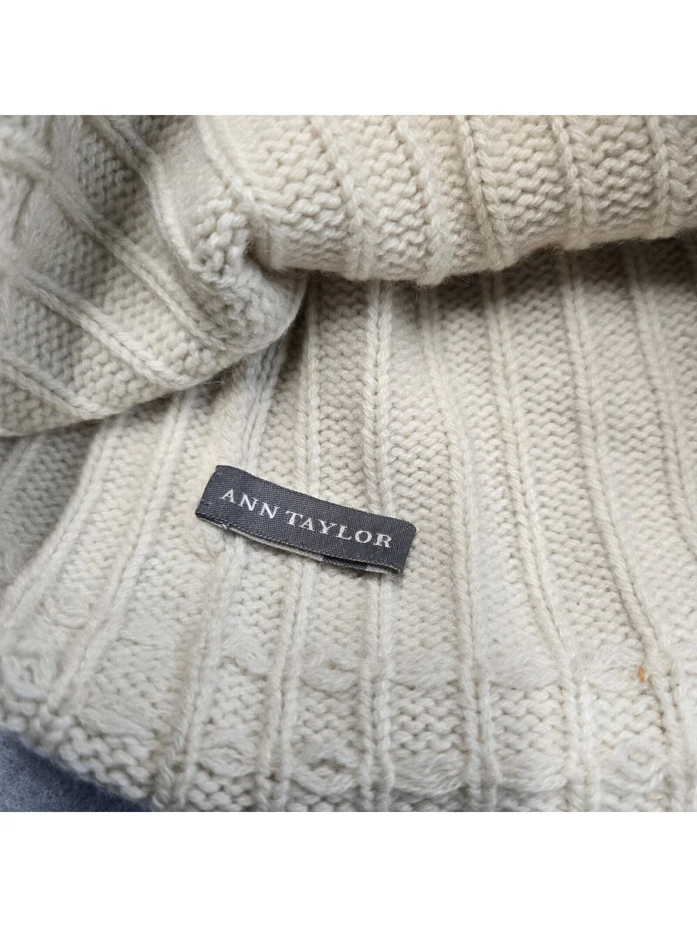 Ann Taylor Cuffed Knit Beanie Womens Cream Textured Rib Folded Cuff Hat